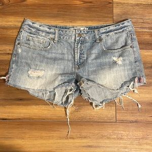 Pink Victoria’s Secrets Light Wash Distressed Denim Shorts Size 12